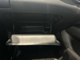 収納スペースもたくさん有ります☆車検証や小物類などすっきり収納♪