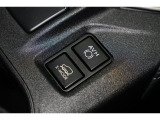 X-MODEは4輪の駆動力やブレーキなどを適切にコントロールすることで、悪路からのスムーズな脱出を実現します。