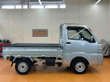 ダイハツ認定中古車取扱いの正規ディーラー店舗となります。メーカー保証はもちろん中古車保証も全国最寄りのダイハツ正規ディーラーにてご利用いただけます(一部除く)
