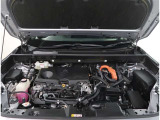【エンジンルーム】エンジンルームもキレイに洗浄されています。ご納車前にしっかり整備させて頂きますので、ご安心ください。