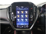 11.6インチの縦型ディスプレイに、ナビゲーション機能をはじめ、エンターテインメント、車両情報、エアコン操作、各種設定などを集約。タブレットのような感覚で、直感的に操作できます。