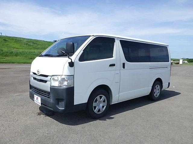 ハイエースバン
