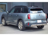 【MINI NEXT 認定中古車】安心の保証プログラムや延長保証など、MINI NEXT車両をご購入いただいたオーナーの皆様に、より快適なMINIライフを楽しんでいただくためのユニークなサービスをご用意しております。