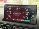 リアルタイム表示で車両・環境情報をカスタマイズ表示するパフォーマンスモニターも付いております!