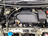 ホンダスタッフがしっかり整備して保証付きにてお渡し致します。エンジンルーム&室内ルームともにクリーニング済みで清潔です。快適なドライブをお楽しみください。