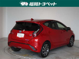 色はきれいなエモーショナルレッド2です。