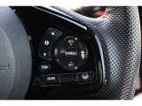 安全運転支援システムHonda SENSINGを搭載。衝突軽減ブレーキや、誤発進抑制機能、アダプティブクルーズコントロール、車線維持など複数の先進技術で安心・快適なドライブをサポートします。