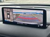 【360&deg;ビューモニター】専用のカメラにより、上から見下ろしたような視点で360度クルマの周囲を確認することができます☆死角部分も確認しやすく、狭い場所での切り返しや駐車もスムーズに行えます。