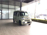 【スタッフ紹介】JAAI中古自動車査定士証を持ったスタッフが大切な愛車をしっかり査定、ご納得いただけるように査定を行わさせていただきます。もちろん無料でございます。
