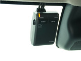 ◆ドライブレコーダー◆映像・音声などを記録する自動車用の装置です。 もしもの事故の際の記録はもちろん、旅行の際の思い出としてドライブの映像を楽しむことができます。