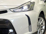 【LEDヘッドライト】悪天候や夜間走行時も良好な視界を確保し安心して運転できる高輝度LEDヘッドライトを装備!点灯速度が早く、消費電力も抑えられています。
