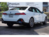 ☆お問い合わせは大阪BMW Premium Selection 吹田(無料ダイヤル)0078-6002-613077迄お待ちしております☆〒564-0054大阪府吹田市芳野町5-55 毎水曜、第二・第三火曜日定休 営業時間10:00〜18:00