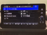 純正スマートナビとバックカメラ付☆bluetoothオーディオでドライブも好きな音楽を聴いて楽しめます。TV視聴も可能です☆