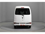 当店は全車『ロングラン保証』付!(1年間、距離無制限 HV車はHV保証付) 別途延長保証もご用意しております♪ ぜひ現車を確認にご来店ください