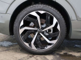 アルミホイール 10スポークローターデザイン アンスラサイトブラック ポリッシュト 9.5Jx21265/45 R21 (Audi Sport)/  アダプティブエアサスペンション スポーツ