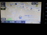 社外品ナビを装着。タッチパネル式で使いやすく、お出かけもラクラクです。