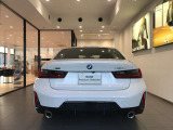 【認定中古車保証】BMW認定中古車は保証も充実しております。2年間もしくは、1年間の保証に加え、最大4年間までの保証延長も可能でございます(対象車種限定)!充実の保証で、安心してお車をご利用いただけます!