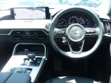 ◆チルト&テレスコピックステアリング◆ドライバーのさまざまな体格に応じて適切な運転姿勢を取りやすいよう、ハンドルの前後位置と高さを調整できます◆