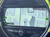 ●純正ナビ:一体感のあるナビは、高級感ある車内を演出してくれます。オーディオ機能も充実しておりますので、運転もより楽しめます♪