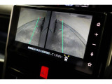 サイドビューモニターは左右両側ミラーについたカメラで横のようすを確認します。自転車や歩行者を見逃さないシステムです。