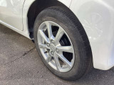☆お車についた傷やヘコミ、事故の修理もハヤシにお任せください。自社鈑金工場で修理ができますの安心です☆