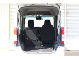 乗車人数や荷物の量、車内での過ごし方に合わせて、シートのレイアウトを変更できます。
