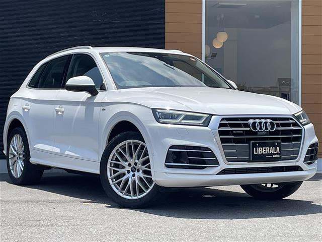 Q5 2.0 TFSI クワトロ 4WD 4WD 本革シート