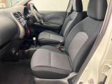 【車内ルームクリーニング済】専門スタッフにより車内はきれいにルームクリーニングを行っております。
