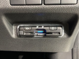 いまや快適なカーライフに欠かせないETCが付いています。