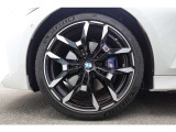 【BMWアロイホイル】軽量かつ強度に拘ったアロイホイル。走行性能ポテンシャルを引き出す設計。