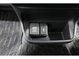 スマートフォンなどの音楽再生が可能なUSB接続ジャック装備車両です♪♪♪