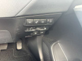 高速道路の料金所をノンストップで通過できるETC車載器を装備しています!
