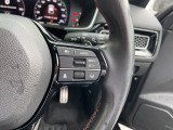 【アダプティブ・クルーズ・コントロール】予め設定した車速内でクルマが自動的に加減速。 前走車との適切な車間距離を維持しながら追従走行し、高速道路でのドライバーの疲労を軽減。「安全」をお求めください。