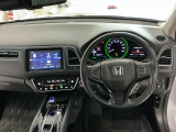 【前方視界】開放的な前方視界!運転がしやすく疲れにくいです♪窓が大きく、見通しがとっても良いおクルマですよ♪
