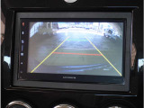 【バックカメラ】駐車が苦手な方でも安心してお乗りいただけます。リバース連動で画面が切り替わるのでとっても便利です。
