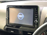 【純正9型ナビ】人気の純正ナビを装備しております。ナビの使いやすさはもちろん、オーディオ機能も充実!キャンプや旅行はもちろん、通勤や買い物など普段のドライブも楽しくなるはず♪