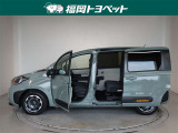 両側パワースライドドア付きだから、狭い駐車スペースなどでの 乗り降りラクラク!小さなお子さまのいるご家庭には嬉しい装備。
