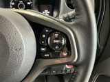 【アダプティブ・クルーズ・コントロール】予め設定した車速内でクルマが自動的に加減速。 前走車との適切な車間距離を維持しながら追従走行し、高速道路でのドライバーの疲労を軽減してくれる嬉しい機能付♪