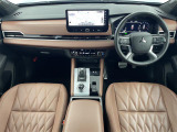 アウトランダー PHEV 2.4 P エグゼクティブ パッケージ 4WD 本革シート