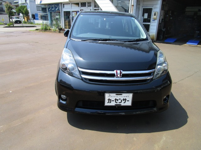 アイシス 1.8 プラタナ 4WD