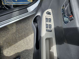 運転席ドアスイッチ