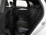 ご納車前に行います点検100項目におきまして、専用のテスターやツールを用いて細かな診断を行います。