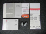 おクルマ取扱説明書&ナビの説明書&メンテナンスノートすべて揃っていますのでご安心です!◆インテリジェントキー★ドアの施錠開錠はもちろんのこと、エンジン始動もラクに行えます♪