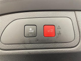 【エレクトリックテールゲート(ハンズフリー・停止位置メモリー機能付)】荷物を抱えた状態でもリアゲートの開閉が可能です!お買い物時やアウトドアの際に役立ちますね。