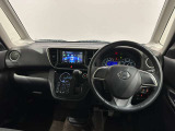 視界広がる、開放的な運転席です!