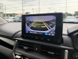 バックカメラも付いています! 運転が不慣れな方でも安心して駐車が可能です!