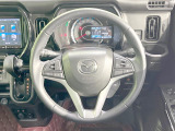 【純正革巻きステアリング】上質な革を使用することで、手にしっかり馴染みとても運転しやすいハンドルです♪