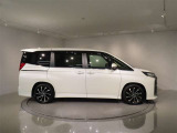 スーパーUVカット機能付(撥水機能付)UVカットフロントドアグリーンガラス&UVカット機能付プライバシーガラス(スライドドア・リヤクォーター・バックドア)