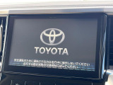 【大画面ナビ】人気の大型10インチナビを装備。存在感のある大画面はインパクト大!ナビ利用時のマップ表示は見やすく、テレビやDVDは臨場感がアップ!いつものドライブがグッと楽しくなります♪