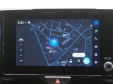 ディスプレイオーディオ(コネクティッドナビ対応)PLUS搭載。T-Connectご契約で2029年9月まで無償で利用できるナビ(期限到来後は有償)と、解約後も利用できる車載ナビが搭載されています。